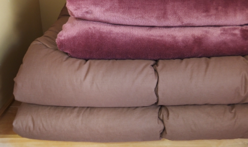 羽毛布団、毛布、カーテン、カーペットまで丸洗い